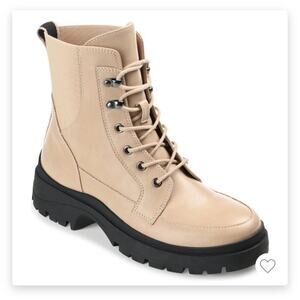 Festival Journee Collection Hallam Round Toe Block Heel Combat Lace up Boots 6.5